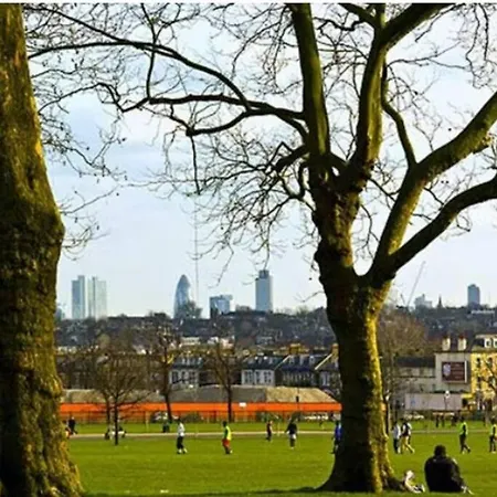 Charming Hotel With Kitchen & Laundry Near Tufnell Park Londen Buitenkant foto