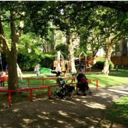 Charming Hotel With Kitchen & Laundry Near Tufnell Park Londen Buitenkant foto